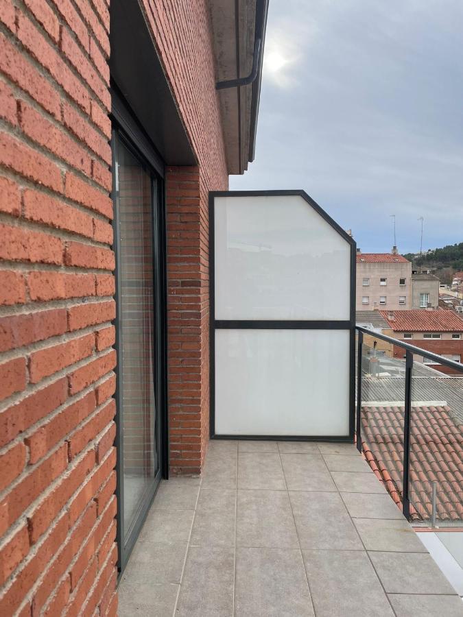 Luminoso Duplex Con Parking Apartman Terrassa Kültér fotó
