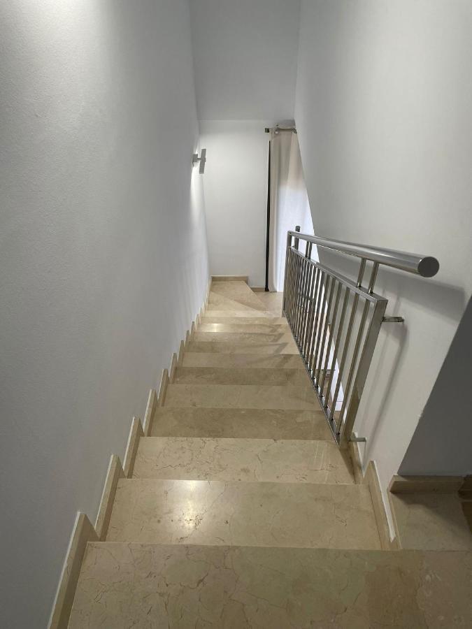 Luminoso Duplex Con Parking Apartman Terrassa Kültér fotó